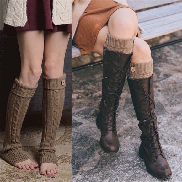 Cable Knit Button Boot Socks - Picture 2 of 2